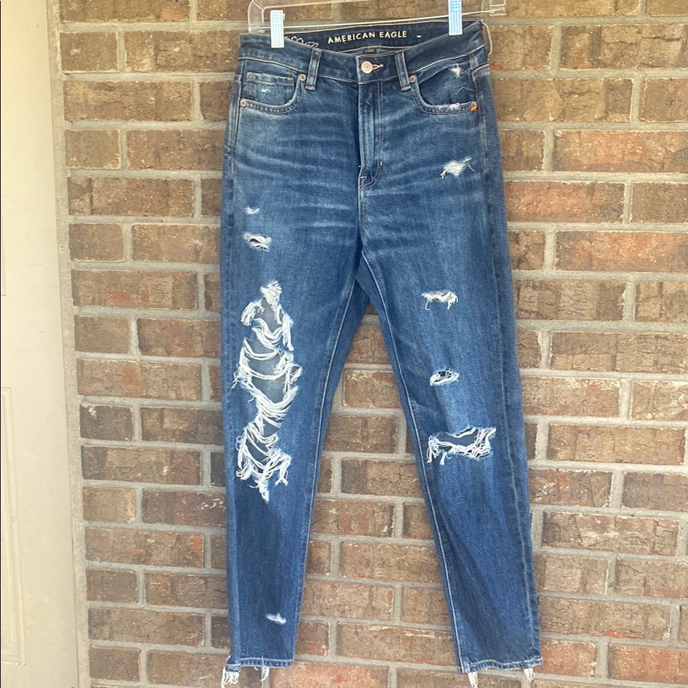 American Eagle Outfitters Women's Blue Distressed Mom Jeans